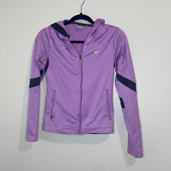 🐚Purple Nike Sphere Dry lightweight jacket! - Picture 2 of 8